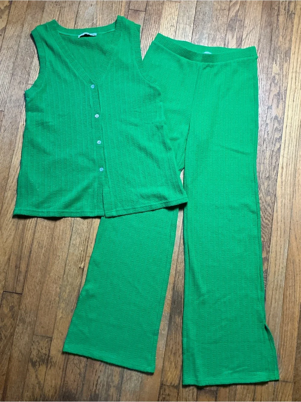Mango 2 Piece Emerald Green Sleeveless Top/Pants Coordinated Set - Size M